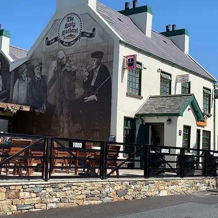 Cosy Set In Nature With Stove Киллибегс