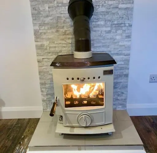 Cosy Set In Nature With Stove Prázdninový dům Killybegs